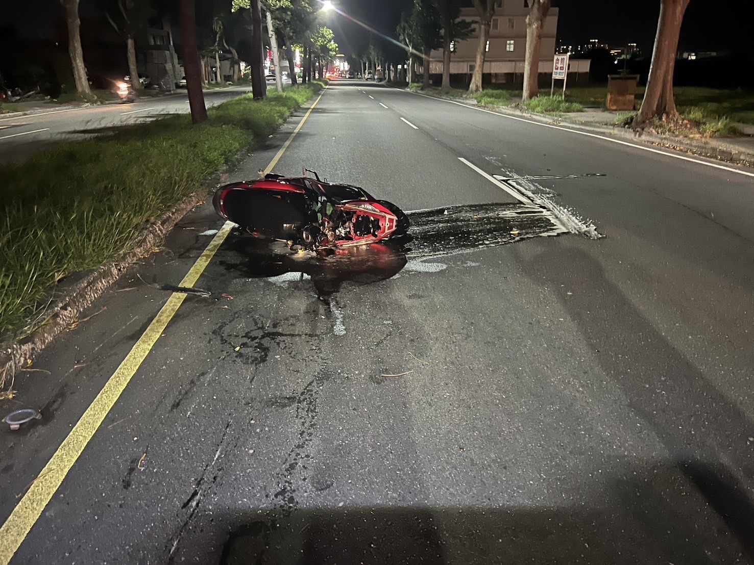 臺東市正氣北路與豐裕路路口處 阿嬤載孫被車撞、送醫救治