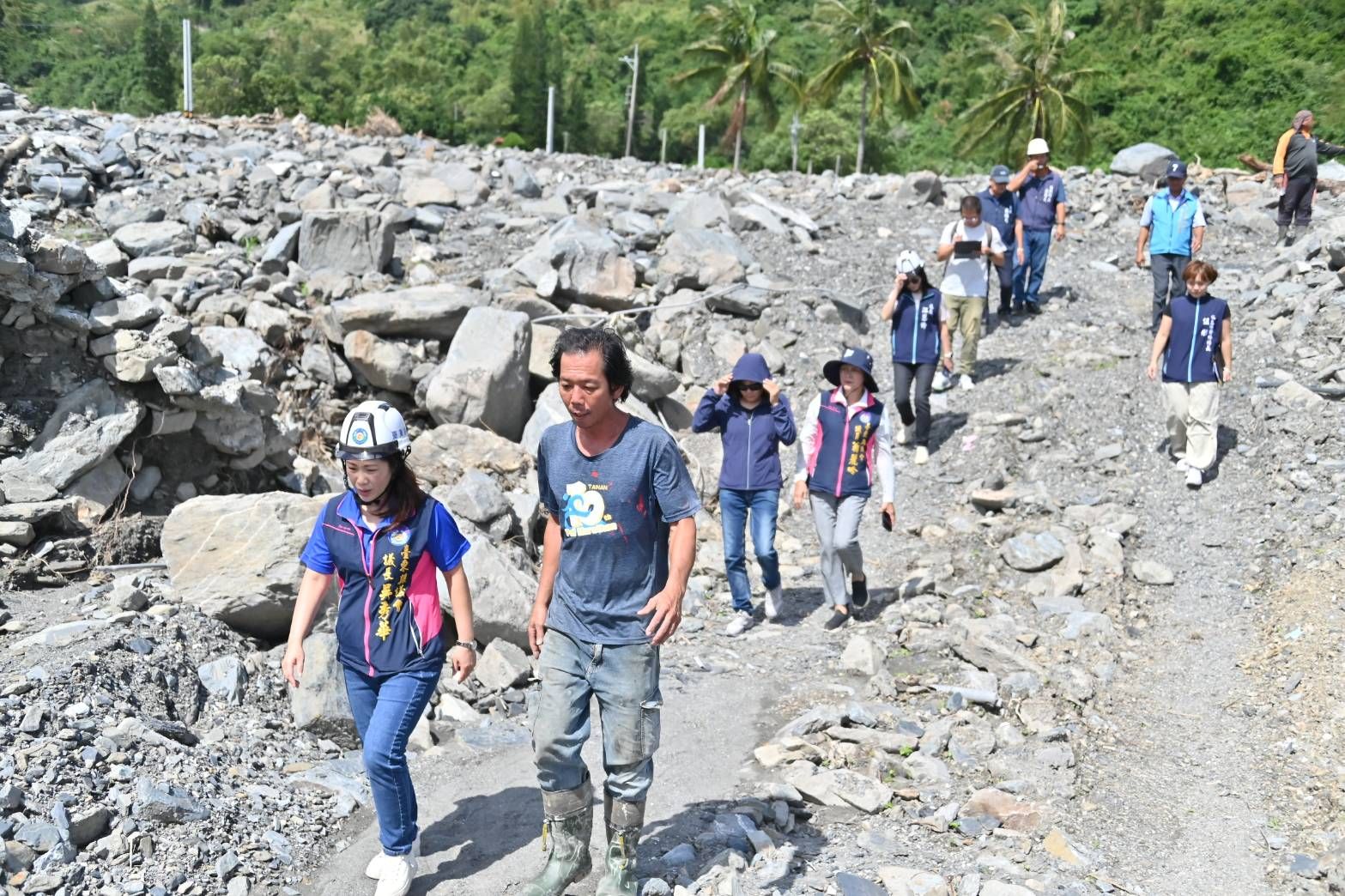 臺東縣議會第四次定期會下鄉考察  關心山陀兒颱風災害復建進度