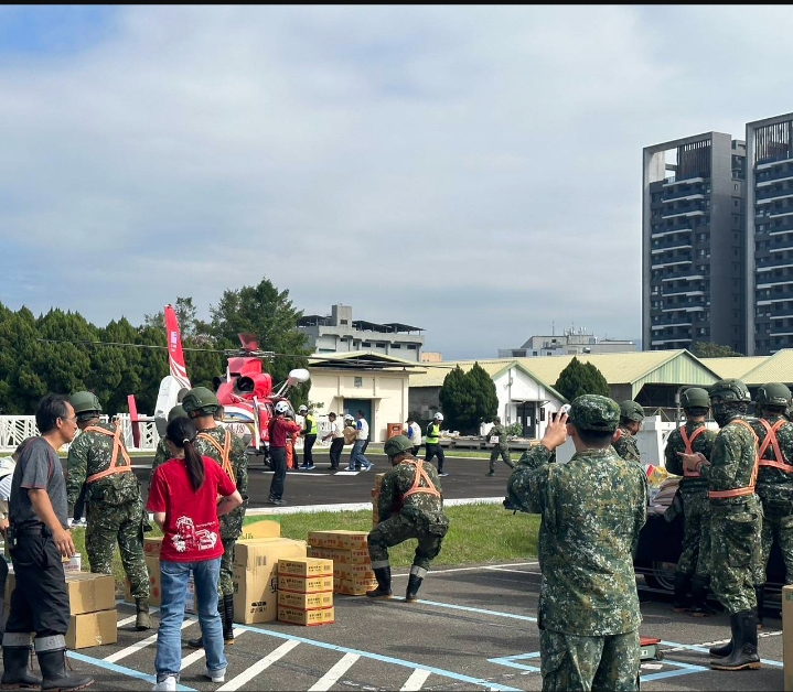 新竹縣司馬庫斯道路搶通中 部落大霧無法接近物資明早空投