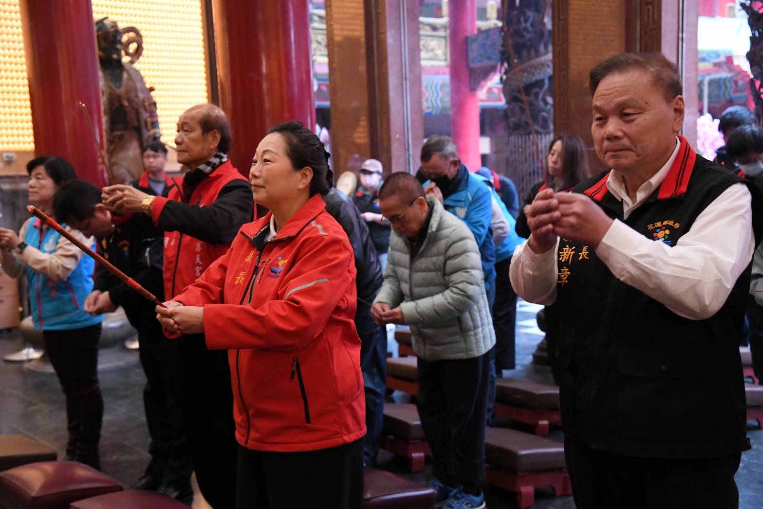 縣長徐榛蔚率縣府團隊參拜花蓮市宮廟 祈求上蒼護祐花蓮安康無災